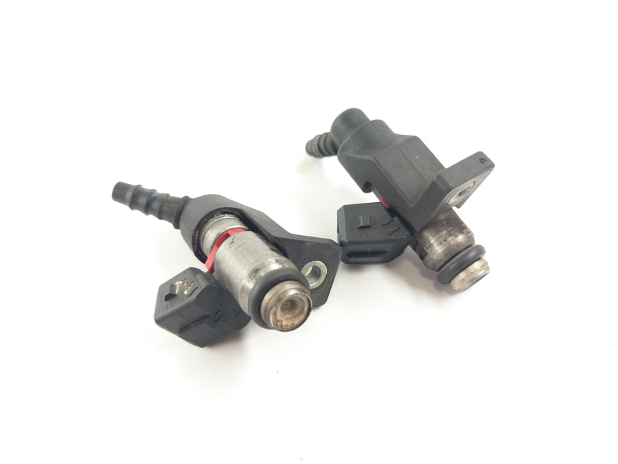 Moto Guzzi Breva 750 IE [2004] - pair of injectors