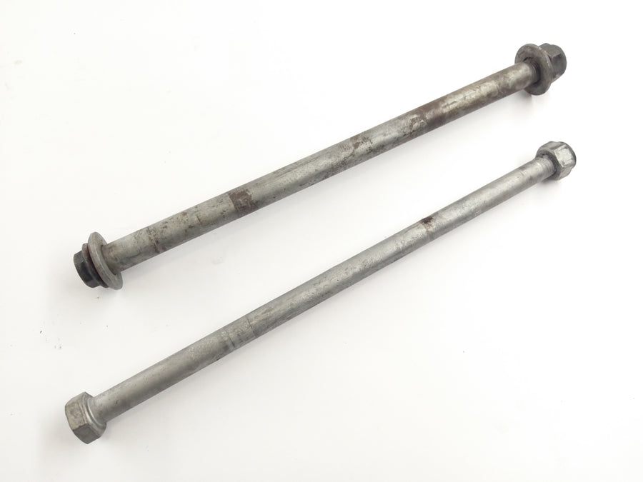 BMW F 650 GS R13 [2001] - Rear axle and swing arm axle