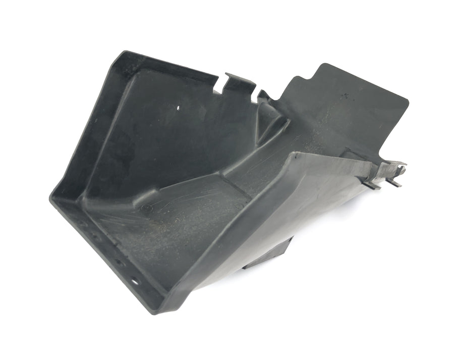 Kawasaki GPZ 1000 RX [1987] - Rear fender inner fairing