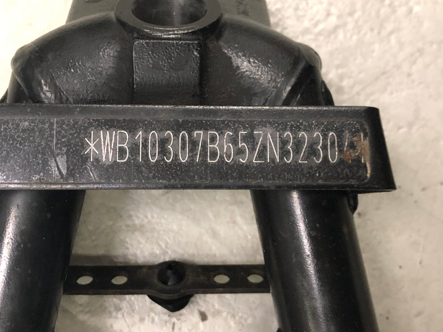 BMW R 1200 GS R12 K25 [2004] - frame with papers main frame rear frame chassis