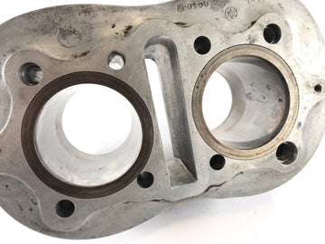 Yamaha XS 400 2A2 [1982] - Cylinder with piston - 0