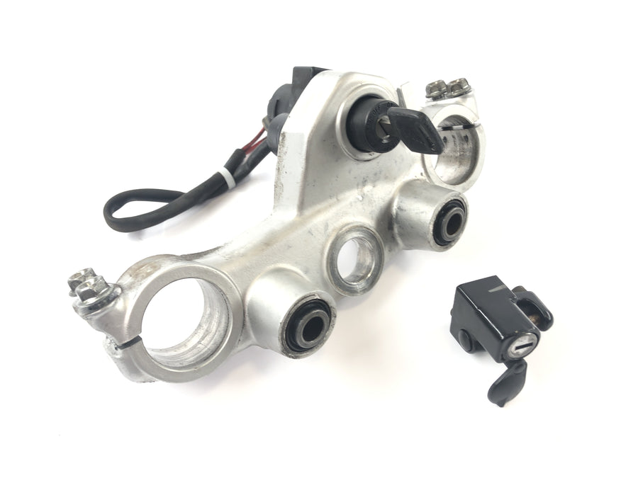 Honda NX 650 RD08 [1995] - handlebar bridge fork bridge ignition lock with key Honda