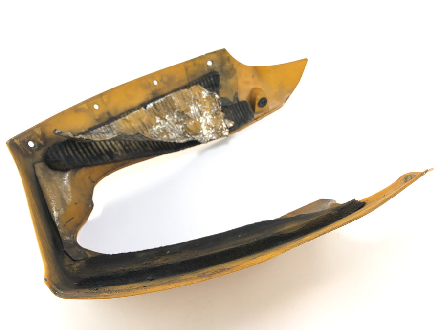 Triumph Daytona 955i T595 [1999] - Fairing keel fairing bottom