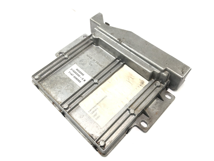 Triumph Speed ​​Triple T509 [1998] - CDI control unit ECU engine control unit