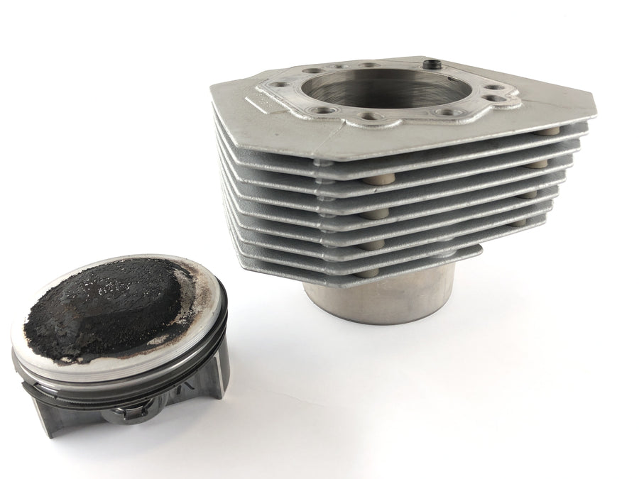 Moto Guzzi 1200 Sport [2007] - Cylinder with piston right