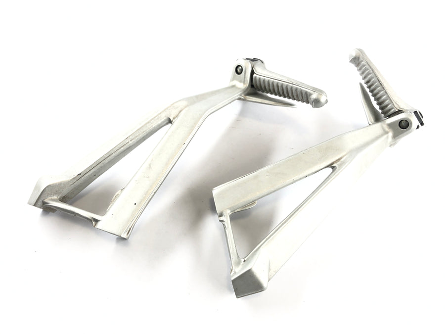 Ducati 1098 S H7 [2009] - Pediatric footrests on the left and right with holder