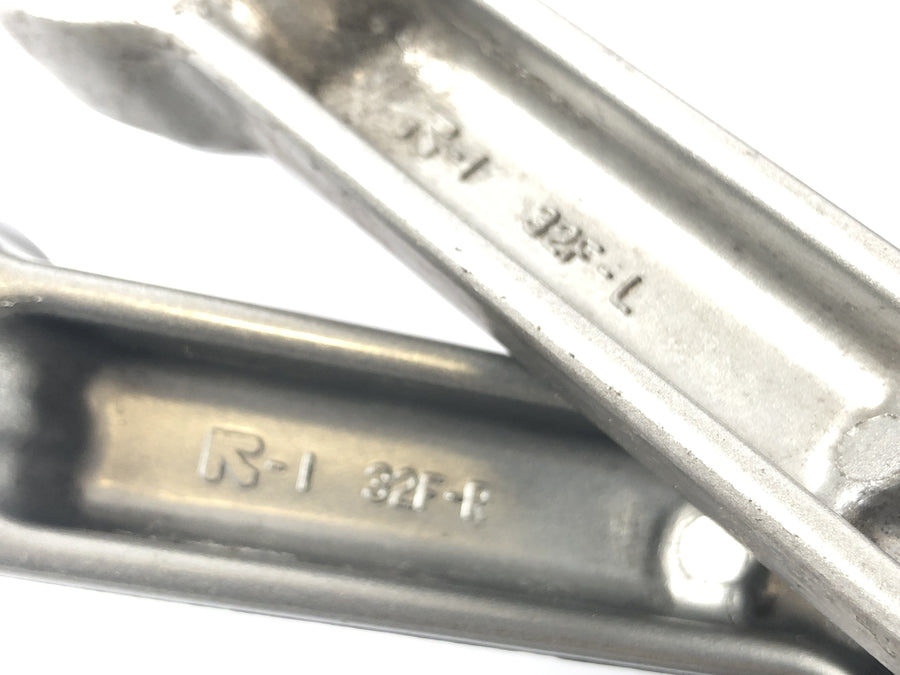 Suzuki GSF 1200 S Bandit WVA9 [2003] - Pediatric footrests with a holder to the left and right footrests