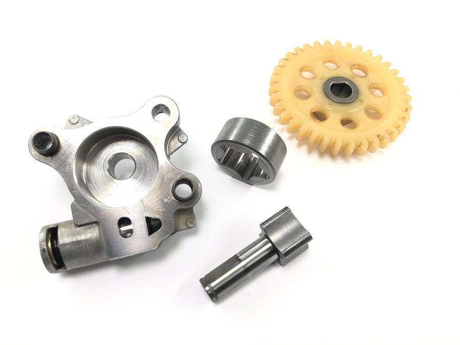 KTM RC 125 [2016] - Oil pump oil delivery pump gear pump