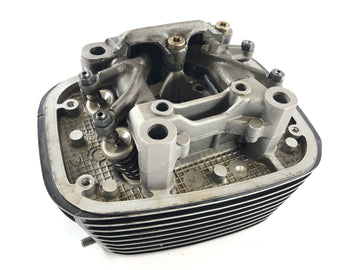 BMW R 1200 C 259c [1997] - cylinder head on the right with camshaft stone and camshaft