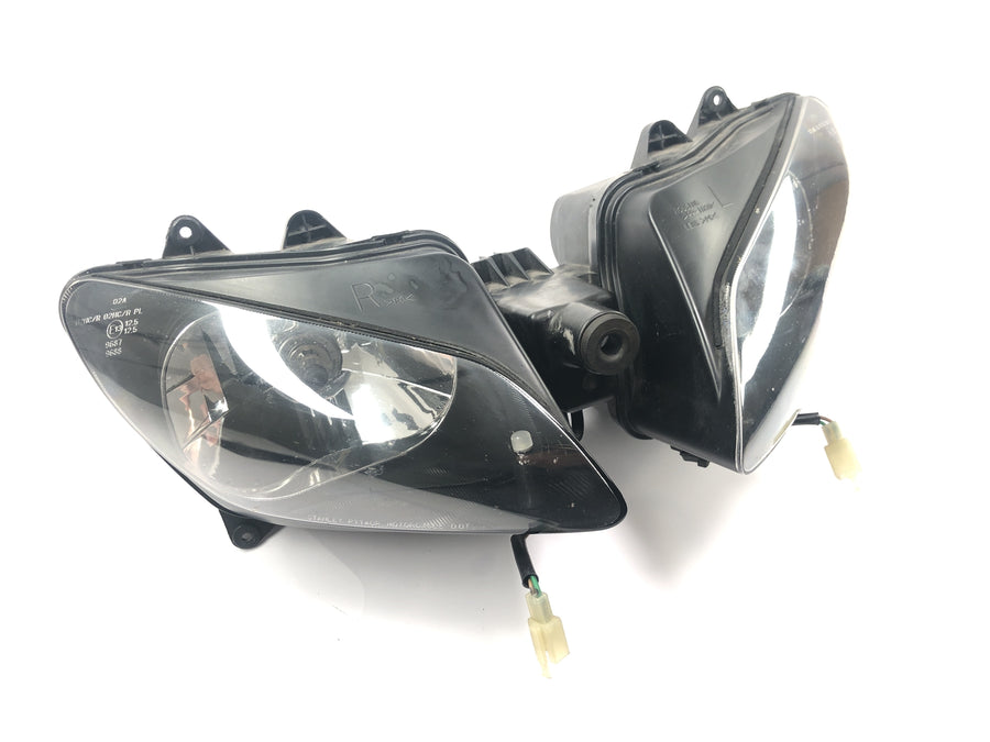 Yamaha YZF R1 RN04 [2001] - Headlight front headlight