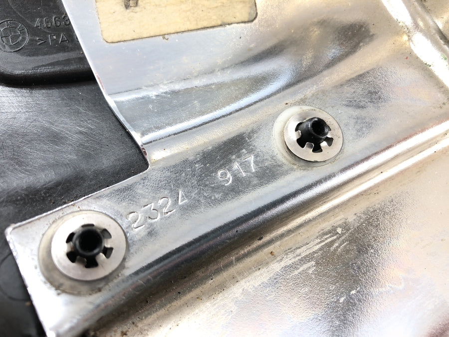 BMW R 1200 C 259c [1997] - Air filter lid on the left