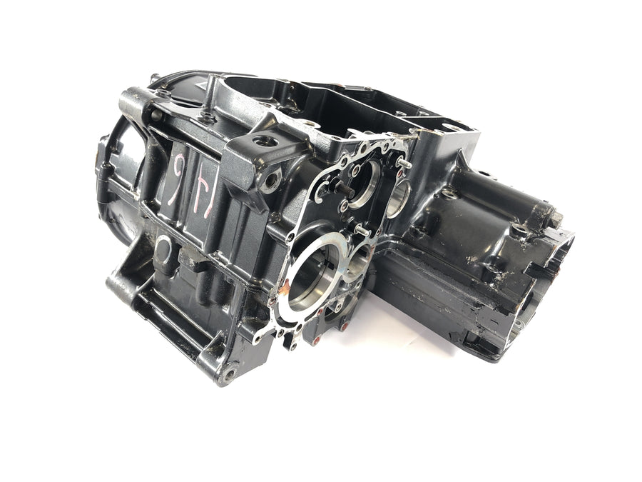 Kawasaki GPZ 1100 ZXT10E [1997] - Motor housing