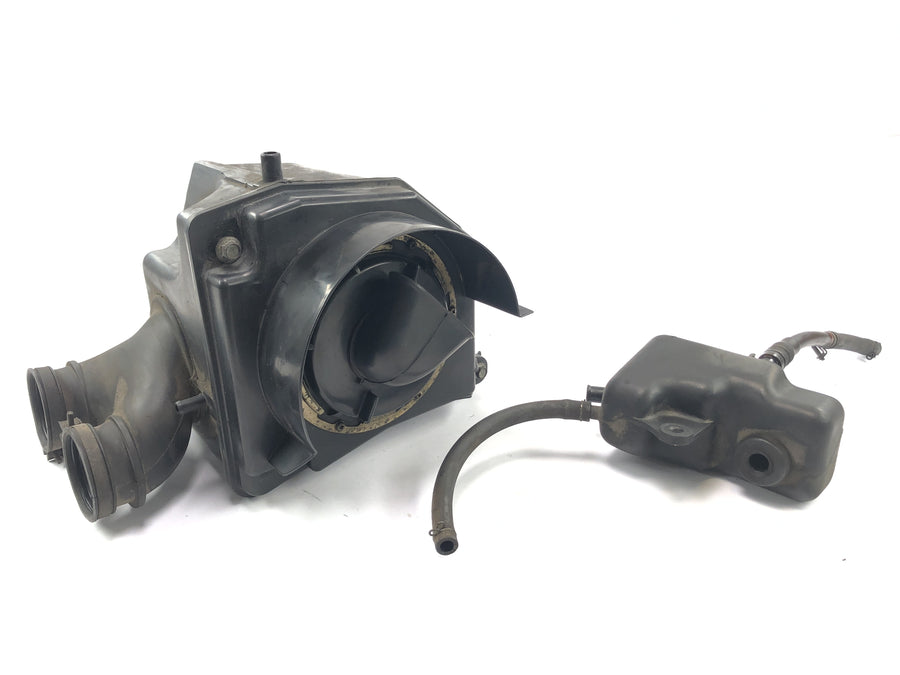 Honda GL 500 SILVERSCHING PC02 [1982] - Air filter box air collector Airbox Air Cleaner System