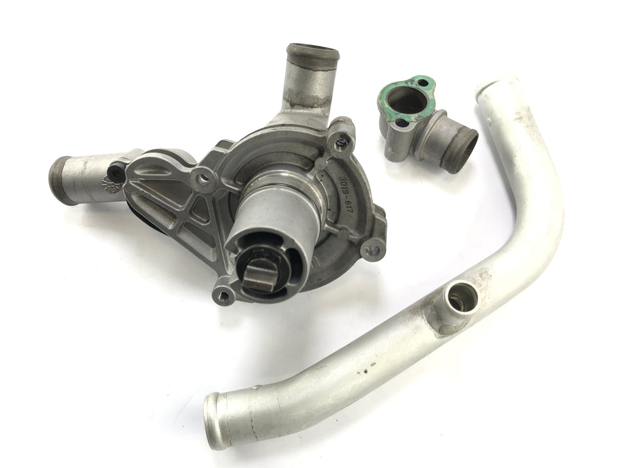Aprilia RSV4 1000 [2010] - Water pump housing defective