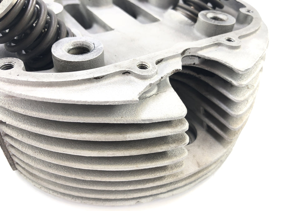 Moto Guzzi V7 Special [1971] - Cylinder head right