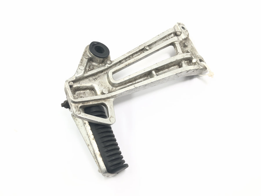 Yamaha XJR 1300 RP02 [1999] - Pillion footrest footrest holder rear right