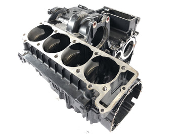 Kawasaki GPZ 1100 ZXT10E [1997] - Motor housing