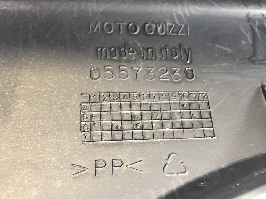 Moto Guzzi Norge 1200 [2006] - rear cladding right cladding