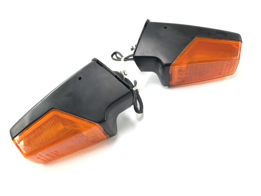 BMW K 1100 RS [1991] - turn signal set at the back and right