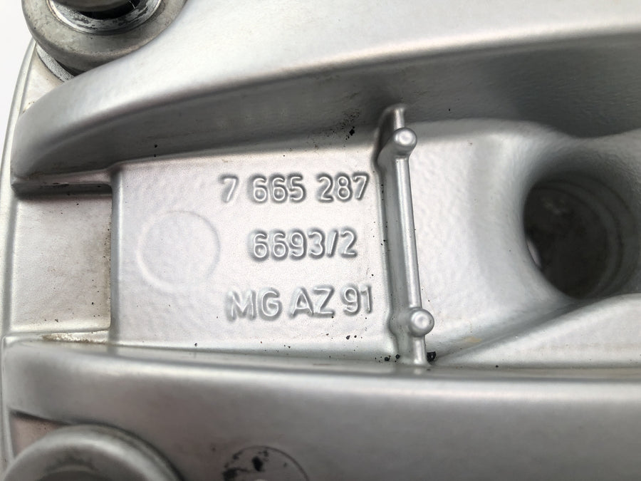 BMW R 1150 GS R21 [2002] - valve cover on the left