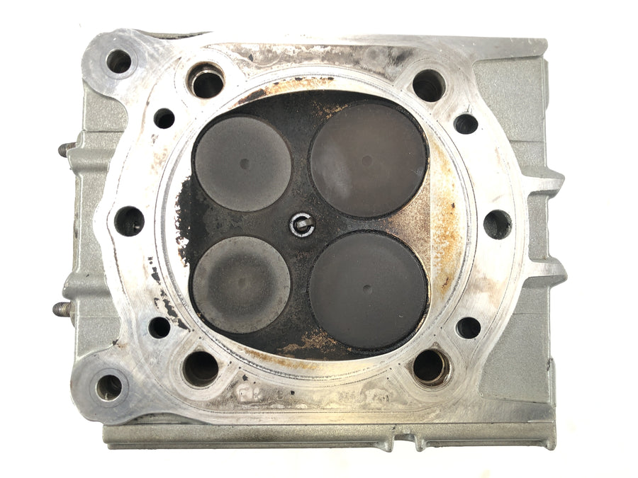 Ducati 999 H4 [2003] - cylinder head at the back