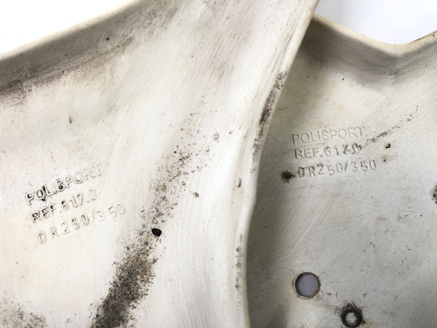 Suzuki DR 350 SK42B [1991] - Air filter cover side part of the POLISPOR