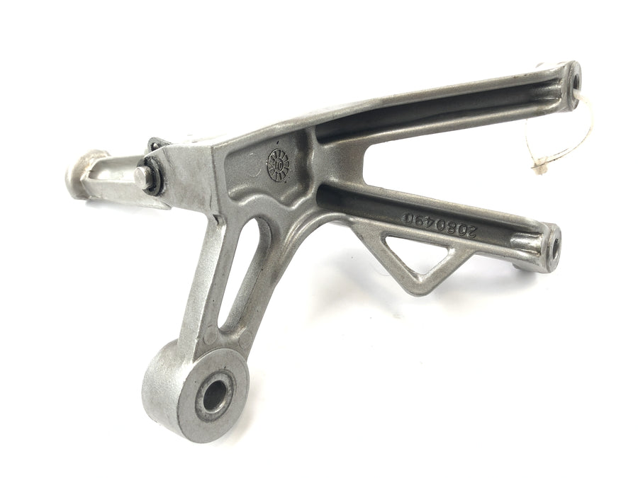 Triumph Daytona 955i T595N [2003] - passenger footrest on the right passenger footrest and holder