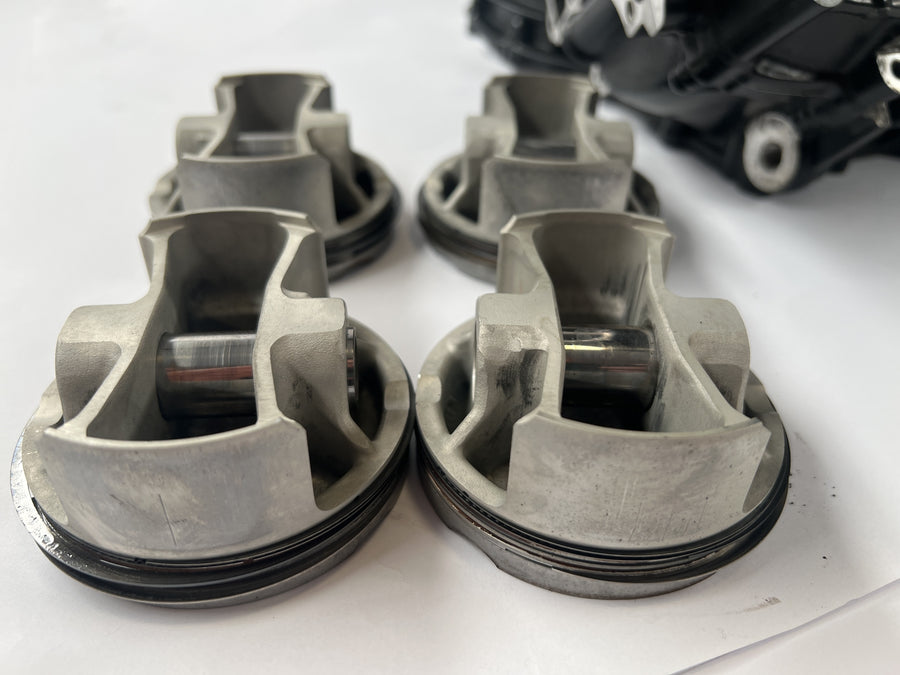 BMW K 1300 S K12S [2010] - Motor housing empty housing with pistons