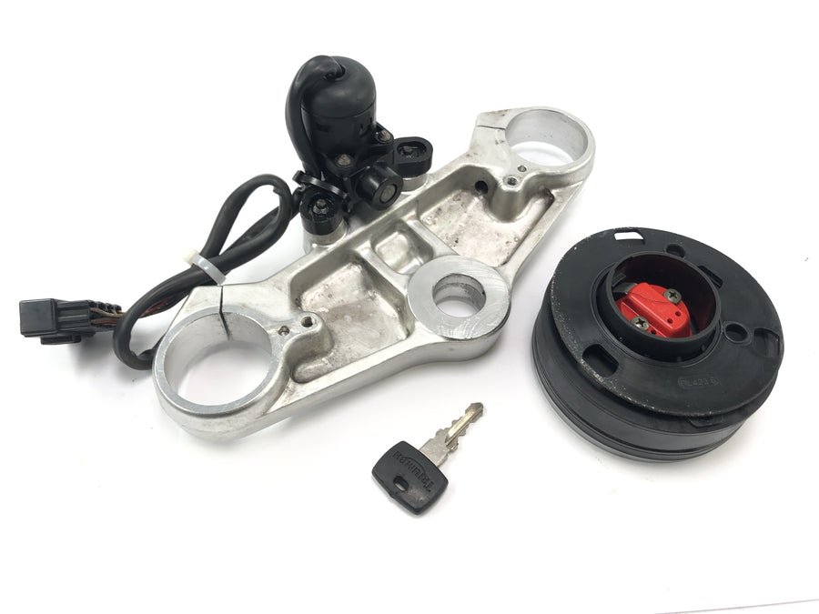 Triumph Daytona 955i T595N [2003] - locksmith ignition lock