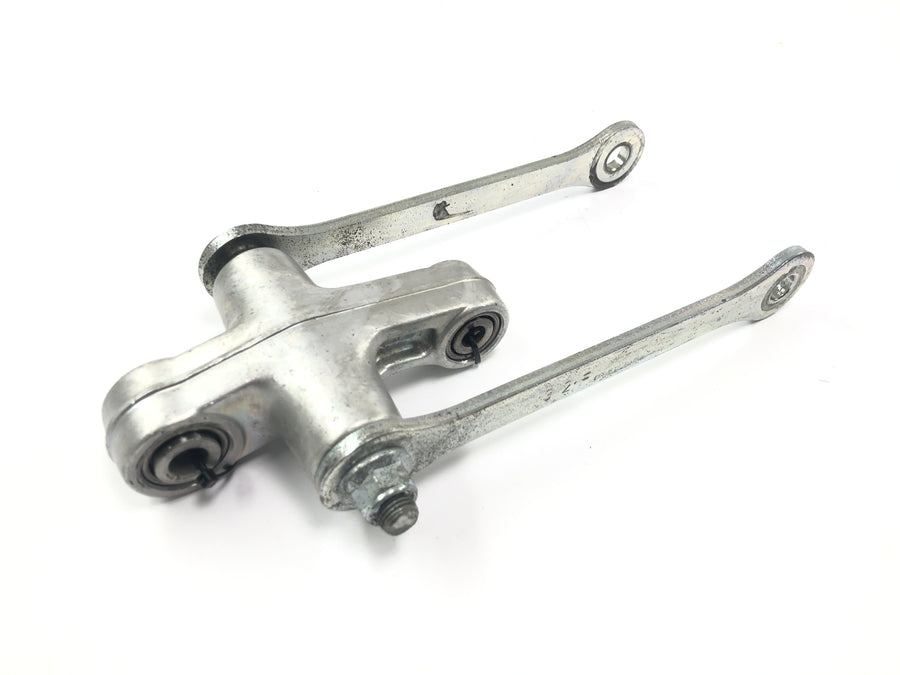 Suzuki GSF 1250 SA Bandit WVCH [2007] - Shock absorber deflection lever