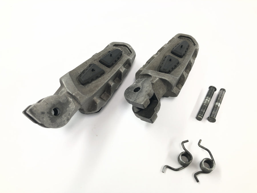 Ducati Multistrada 1200 S Touring [2009] - Driver footrests Driver footrest set
