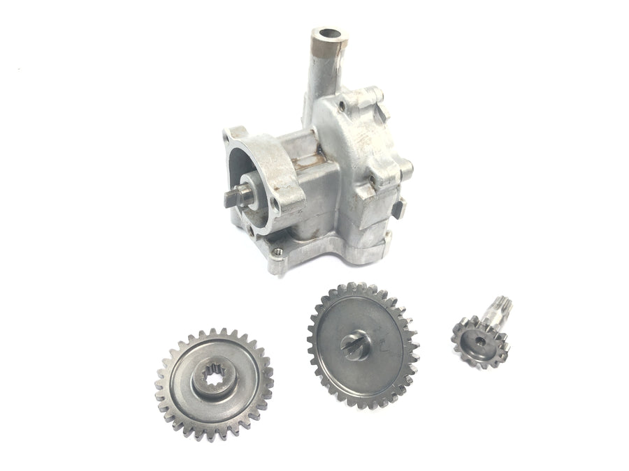 Triumph Tiger 900 T400 [1998] - Oil pump with drive