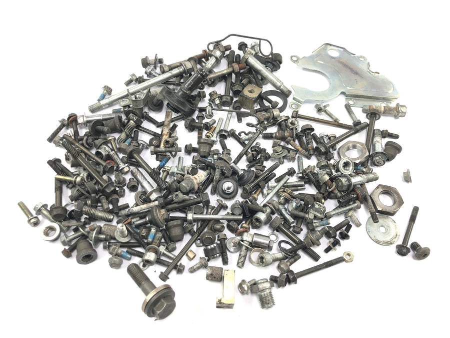 Yamaha XTZ 750 3LD [1989] - leftover parts and screws mixed lot