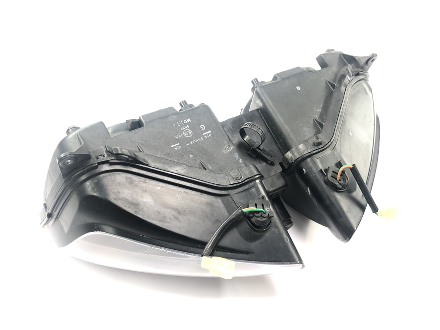 Yamaha YZF R1 RN04 [2001] - Headlight front headlight