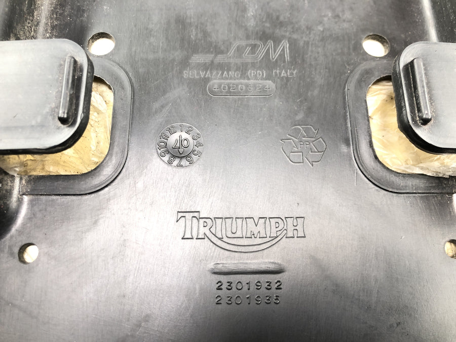 Triumph Bonneville T100 986MF [2012] - Seat seat pad