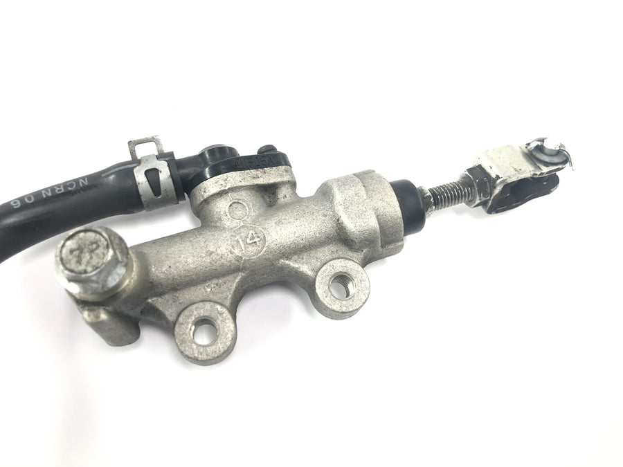 Suzuki GSF 1250 SA Bandit WVCH [2007] - Foot brake pump Rear brake pump