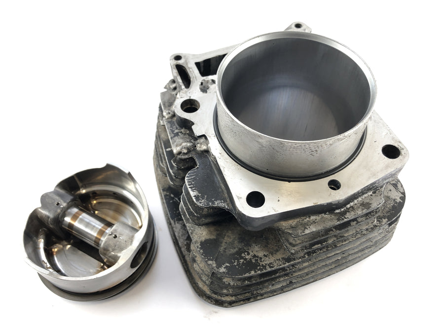 Yamaha TT 600 59X [1986] - cylinder with piston cylinder is welded