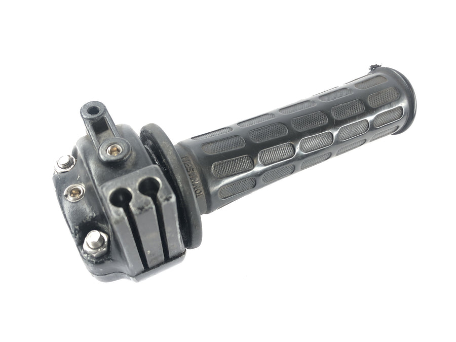Moto Guzzi 850 Le Mans 3 VF [1986] - Gas grip handlebar fittings on the right