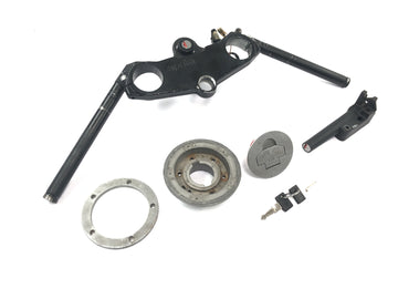 Aprilia RS 125 Extrema [1994] - Lock set fork bridge top handlebar ignition lock tank cap key