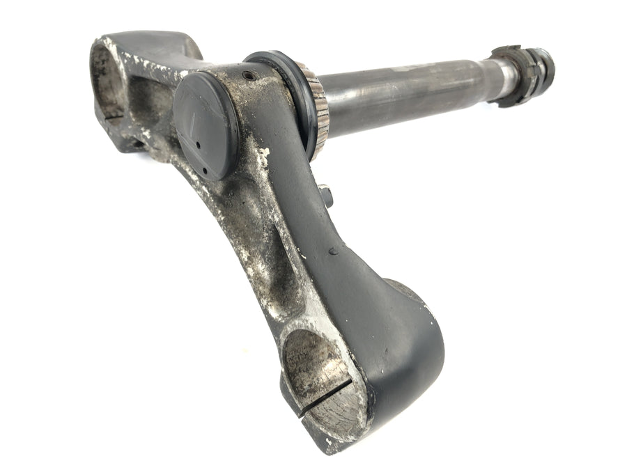 Yamaha V Max 1200 2we [1996] - fork bridge below