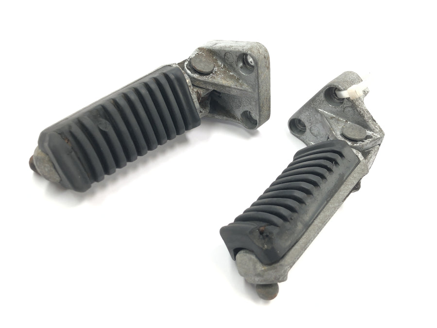 Kawasaki GPZ 1000 RX [1987] - Footrests Driver footrests pair