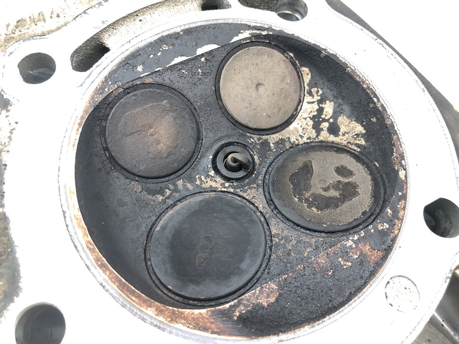 BMW R 1150 GS R21 [2002] - cylinder head valve head right