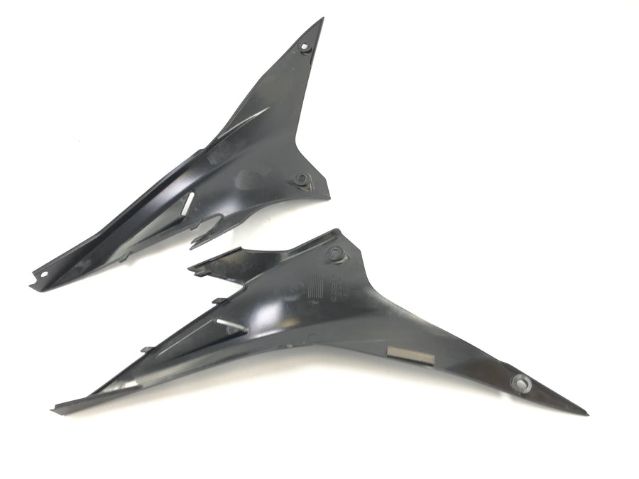 Aprilia RSV4 1000 [2010] - Tank side panels left and right set pair
