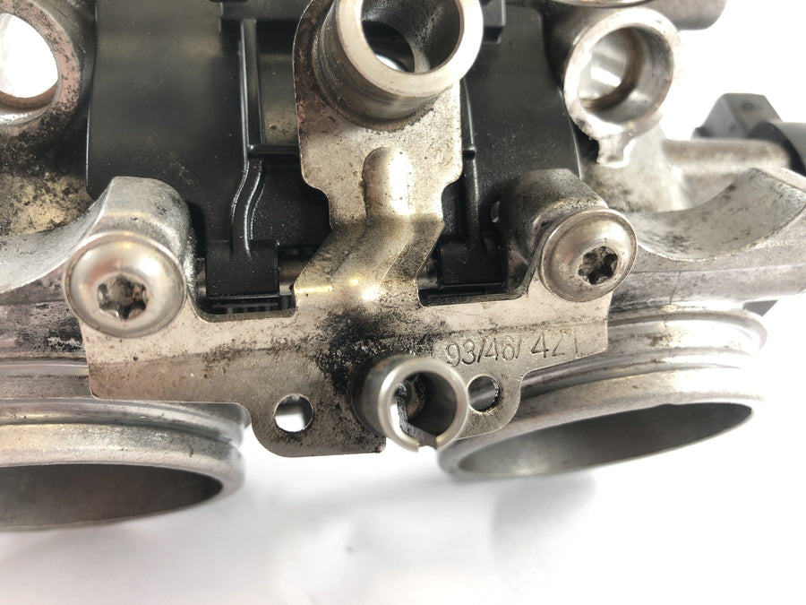 BMW K 1300 S K12S [2010] - throttle valves
