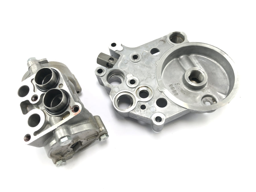 Kawasaki ZRX 1200 S ZRT20A [2001] - Oil pump oil filter housing pump unit