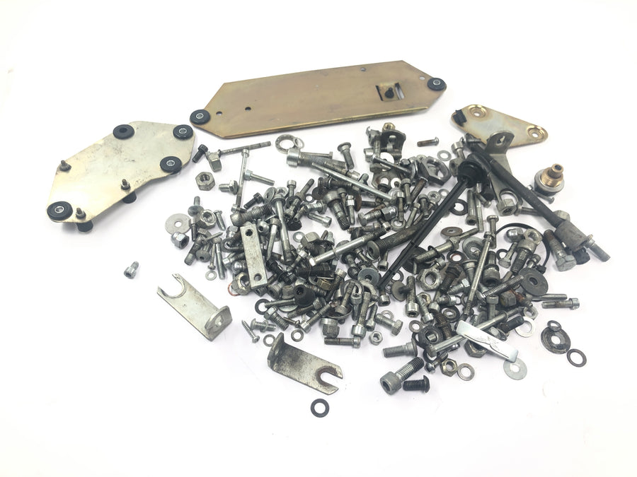 Moto Guzzi California 1100 EV KD [1998] - leftover parts and screws mixed lot
