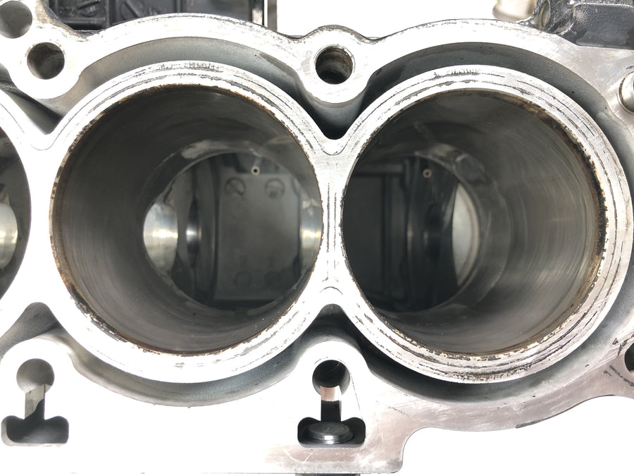 BMW K 1200 S K12S [2005] - Engine block crankcase cylinder block piston set