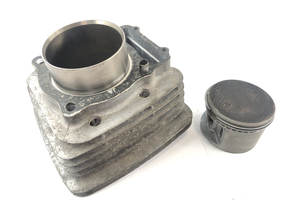 Honda XBR 500 PC15 [1989] - cylinder with piston