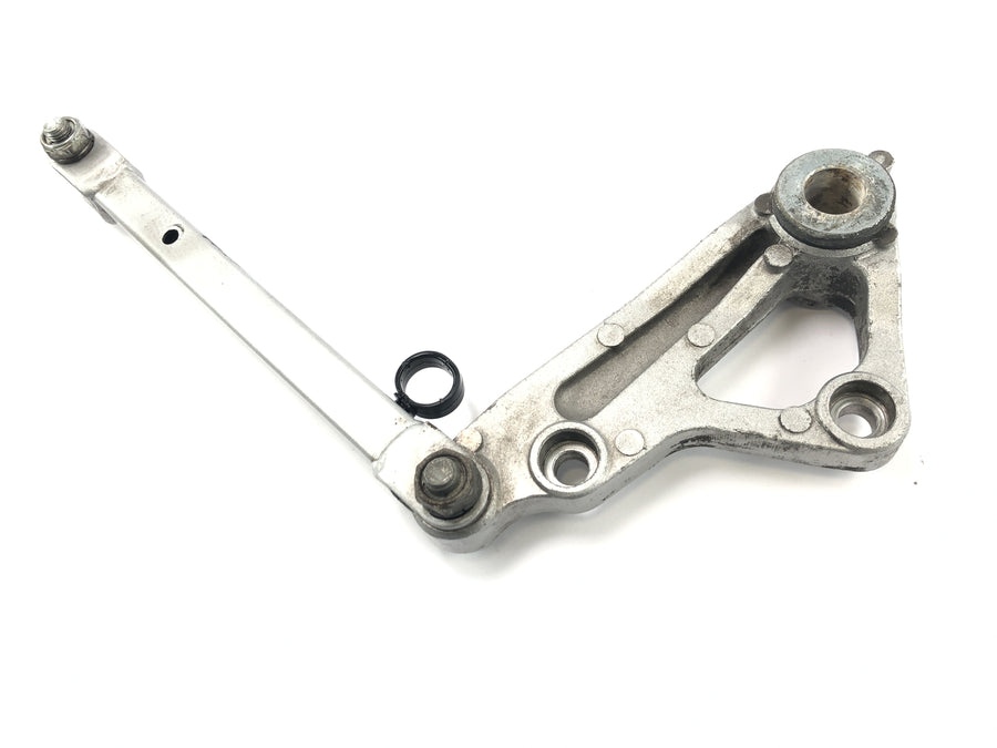 Kawasaki Zephyr 750 ZR750C [1994] - Anchor plate with strut brake anchor tie rod