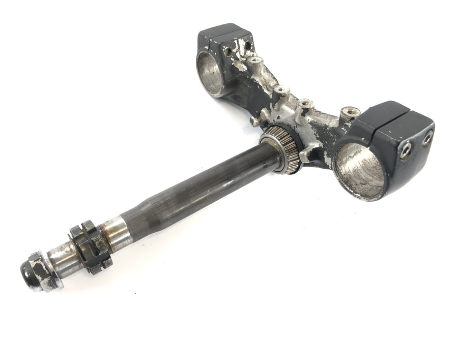 Yamaha V Max 1200 2we [1996] - fork bridge below